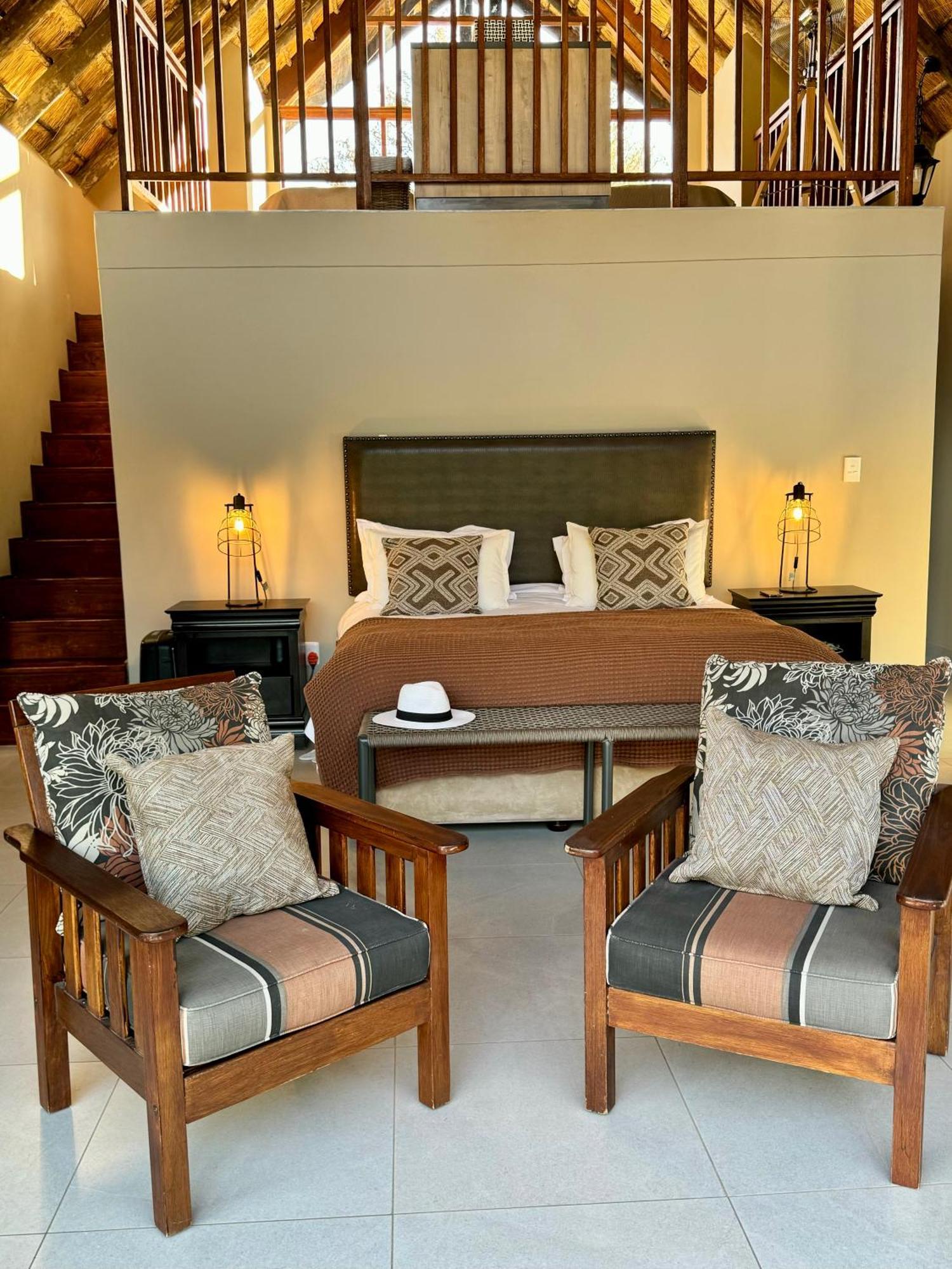 Pangolin Game Lodge - Self Catering, Incl 2 Game Drives Per Day Matlhagame ภายนอก รูปภาพ